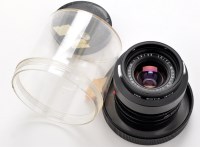 Lot 829 - A Leitz Elmarit-R 35mm f2.8 lens and...