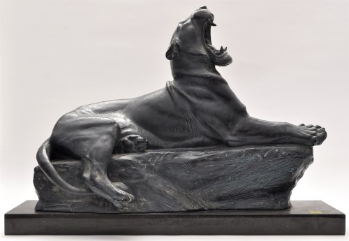 Lot 1087 - A reproduction bronze effect model of a...