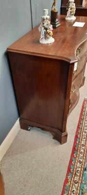 Lot 739 - Early 19th Century mahogany serpentine fronted