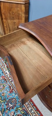 Lot 739 - Early 19th Century mahogany serpentine fronted