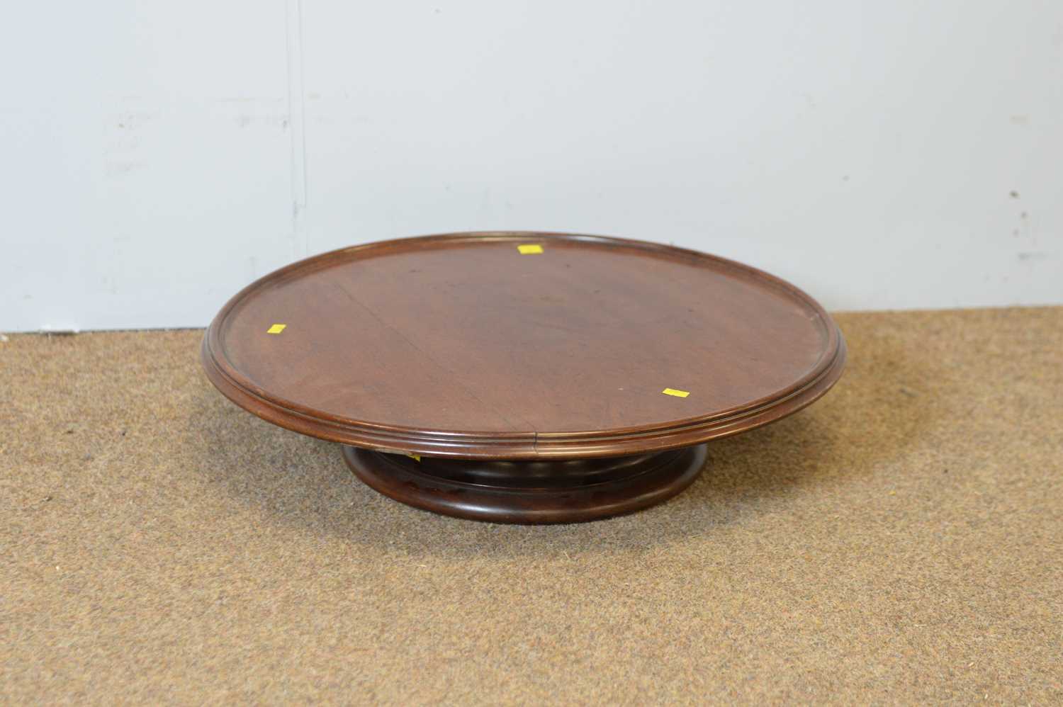 Lot 33 - Wylie & Lockhead, Glasgow Victorian mahogany Lazy Susan.