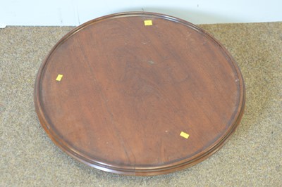Lot 33 - Wylie & Lockhead, Glasgow Victorian mahogany Lazy Susan.