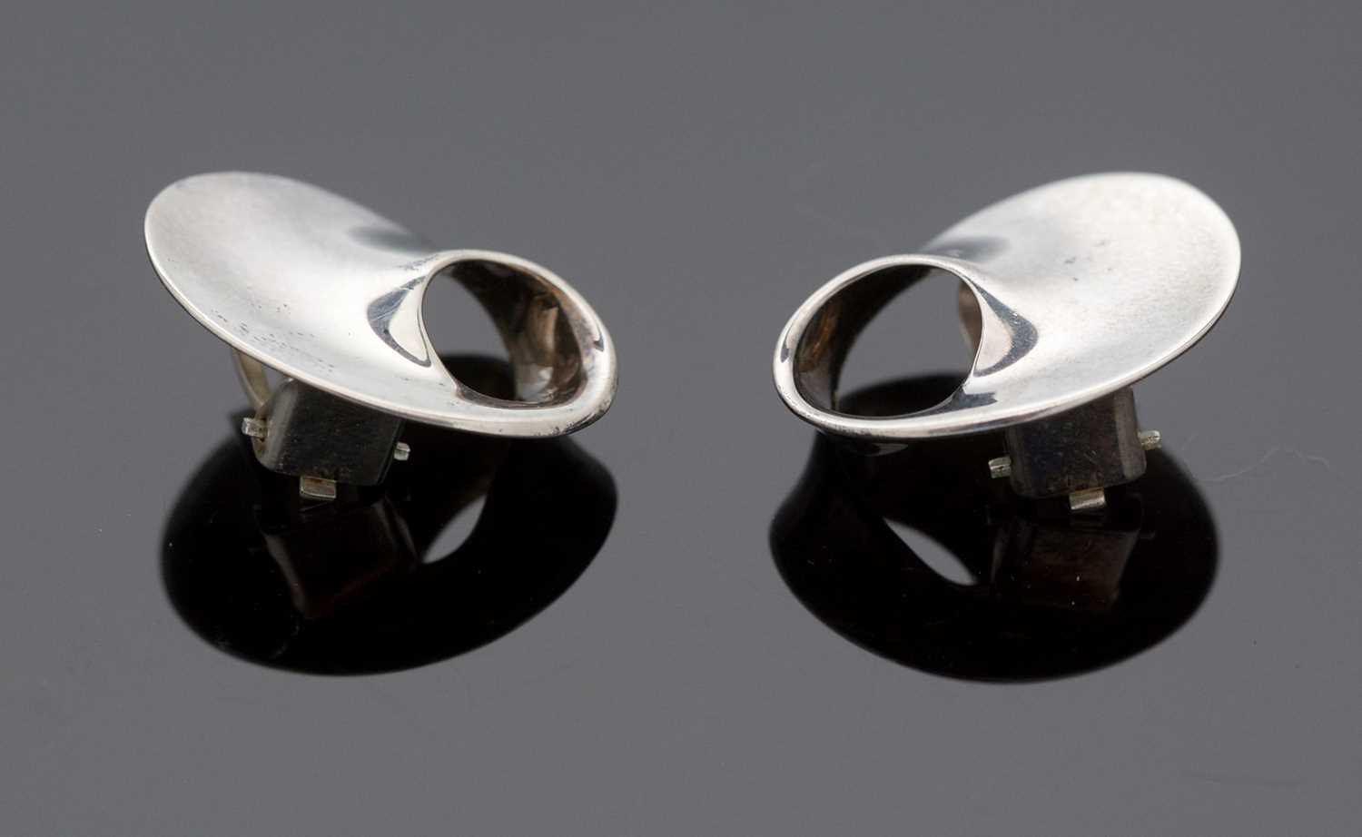 Lot 746 - Vivianna Torun Bülow-Hübe for Georg Jensen: sterling silver earrings