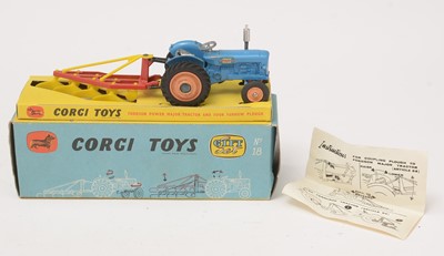 Lot 340 - Corgi Toys gift set No.18
