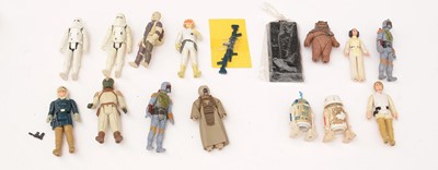 Lot 197 - Star Wars by Kenner, Palitoy and others, 1970's/80's figurines.