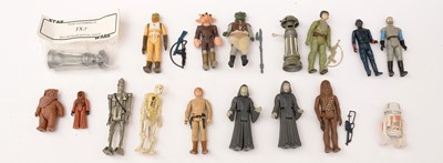 Lot 197 - Star Wars by Kenner, Palitoy and others, 1970's/80's figurines.