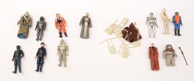 Lot 197 - Star Wars by Kenner, Palitoy and others, 1970's/80's figurines.