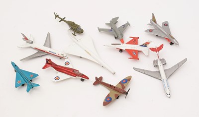 Lot 310 - A large quantity of matchbox diecast model vehicles