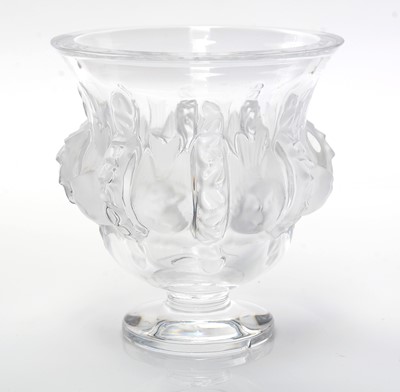 Lot 530 - Modern Lalique campana vase