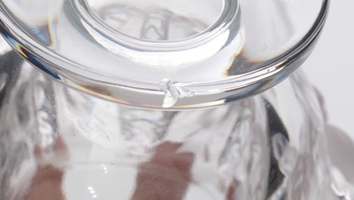 Lot 530 - Modern Lalique campana vase