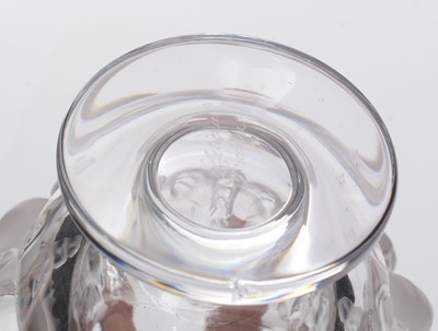 Lot 530 - Modern Lalique campana vase