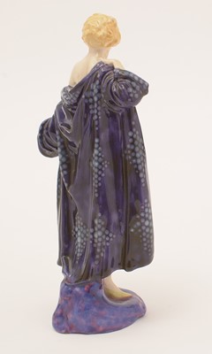 Lot 769 - Doulton figure The Bather HN687