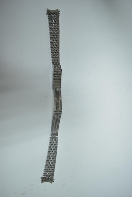 Lot 351 - Tudor Princess Oysterdate Rotor self-winding: a steel cased wristwatch