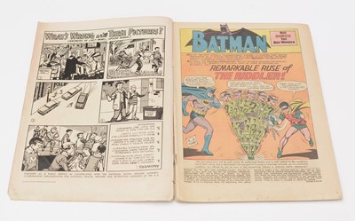 Lot 853 - DC Comics.