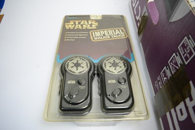 Talkies walkies VHF, UHF ou satellite et téléphones satellite