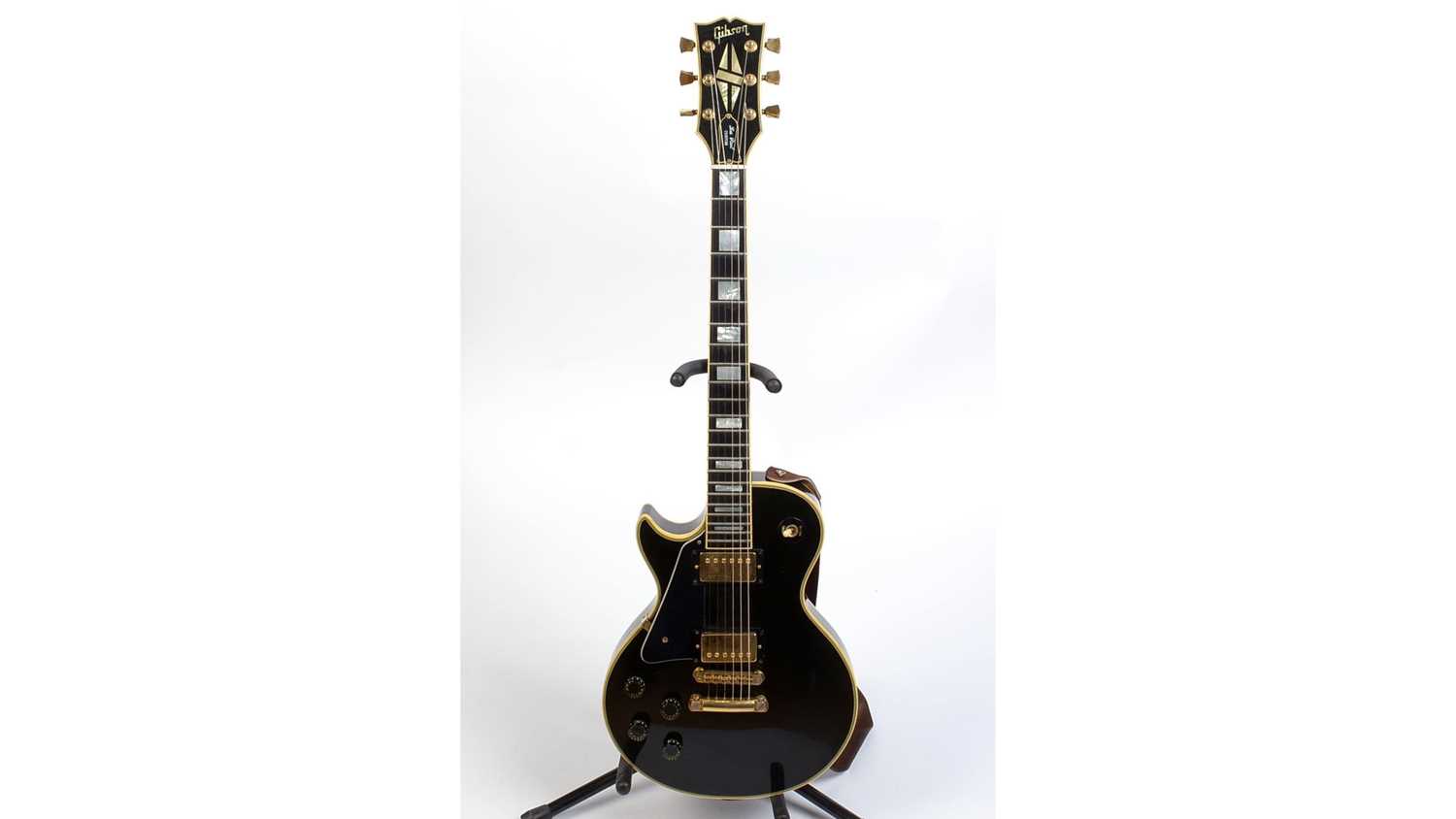 Lot 561 - 1981 Gibson Les Paul Custom Left Hand