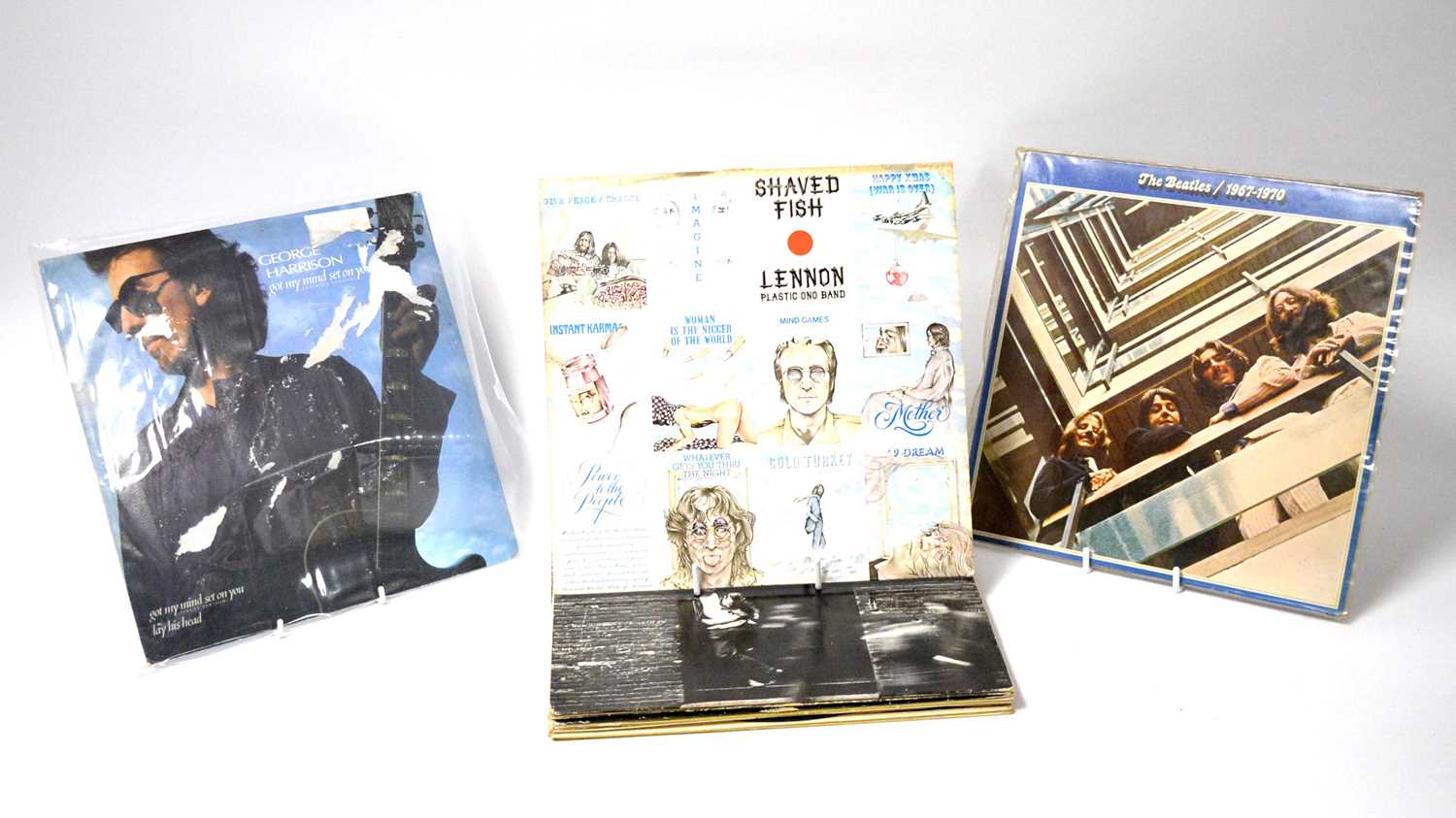 Lot 186 - 10 Beatles related LPs