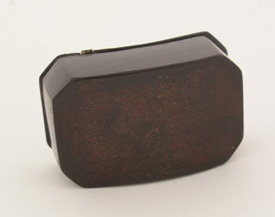 Lot 308 - A George III pressed leather snuff box.