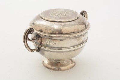 Lot 70 - A matched pair of Edwardian George V silver two handled cups