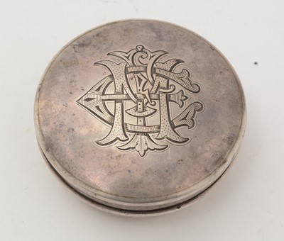 Lot 92 - A Victorian silver collapsible travelling beaker