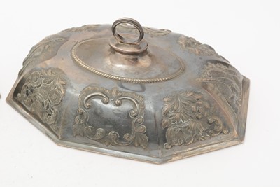 Lot 98 - A pair of George III silver entree dish covers