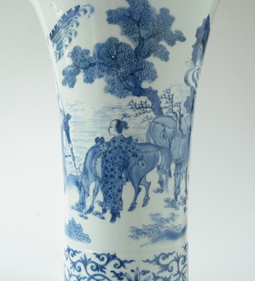 Lot 743 - Chinese Transitional Gu form vase