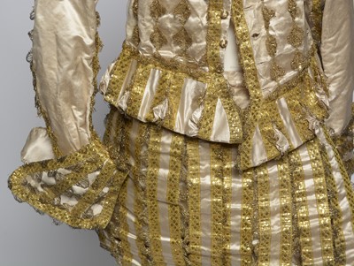 Lot 36 - The Earl of Westmorland’s tunic, pair of breeches and coronet