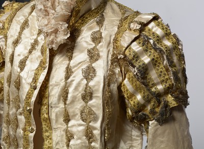 Lot 36 - The Earl of Westmorland’s tunic, pair of breeches and coronet
