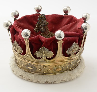 Lot 36 - The Earl of Westmorland’s tunic, pair of breeches and coronet