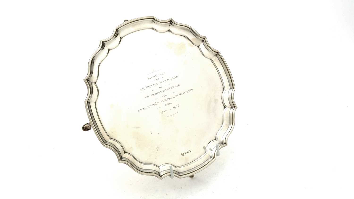 Lot 10 - An Elizabeth II silver salver