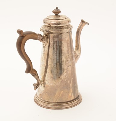 Lot 71 - A George V silver coffee pot
