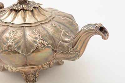 Lot 67 - A George IV silver teapot