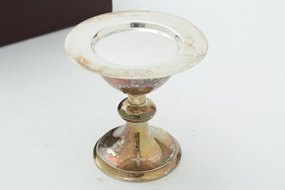 Lot 4 - George IV small silver chalice with a knopped pedestal, and other items