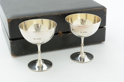 Lot 69 - A late Victorian cased set of six silver sundae cups or goblets
