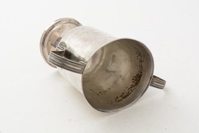 Lot 86 - A George IV North Country provincial silver cup