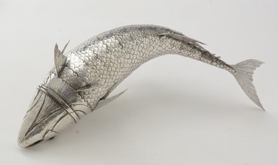 Lot 106 - A 20th Century Spanish silver articulated fish or table decoration