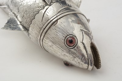Lot 106 - A 20th Century Spanish silver articulated fish or table decoration