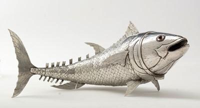 Lot 106 - A 20th Century Spanish silver articulated fish or table decoration