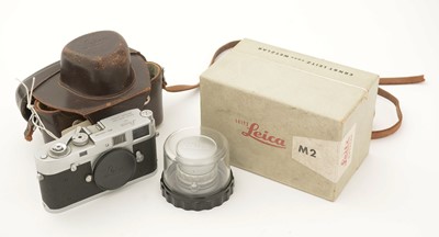 Lot 800 - A Leica M2 camera