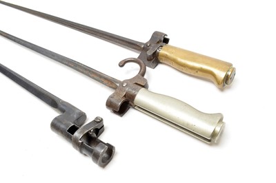 Lot 1087 - Two French WWI bayonets with quatrefoil blades