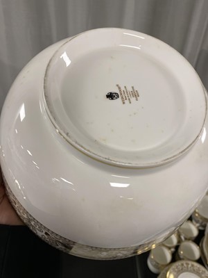 Lot 309 - A Wedgwood ‘Gold Florentine’ tea and dinner service