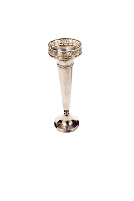 Lot 1325 - A selection of various silver items