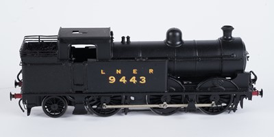 Lot 29 - A metal kit-built 0-gauge 0-6-2 locomotive