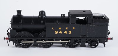 Lot 29 - A metal kit-built 0-gauge 0-6-2 locomotive