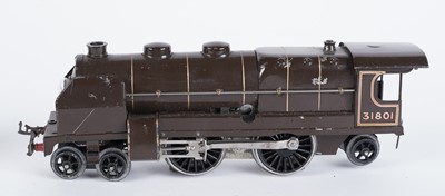 Lot 156 - A Hornby 0-gauge 4-4-2 locomotive and eight-wheel tender