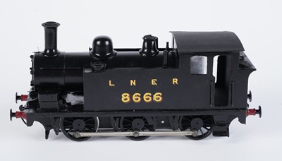 Lot 195 - A metal kit-built 0-gauge 0-6-0 locomotive
