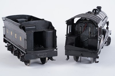 Lot 213 - A metal kit-built 0-gauge 4-4-0 locomotive and six-wheel tender