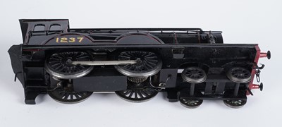 Lot 213 - A metal kit-built 0-gauge 4-4-0 locomotive and six-wheel tender