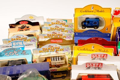 Lot 163 - A selection of diecast model vehicles