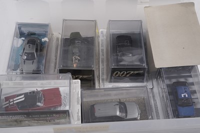 Lot 268 - GE Fabbri James Bond 007 diecast model vehicles